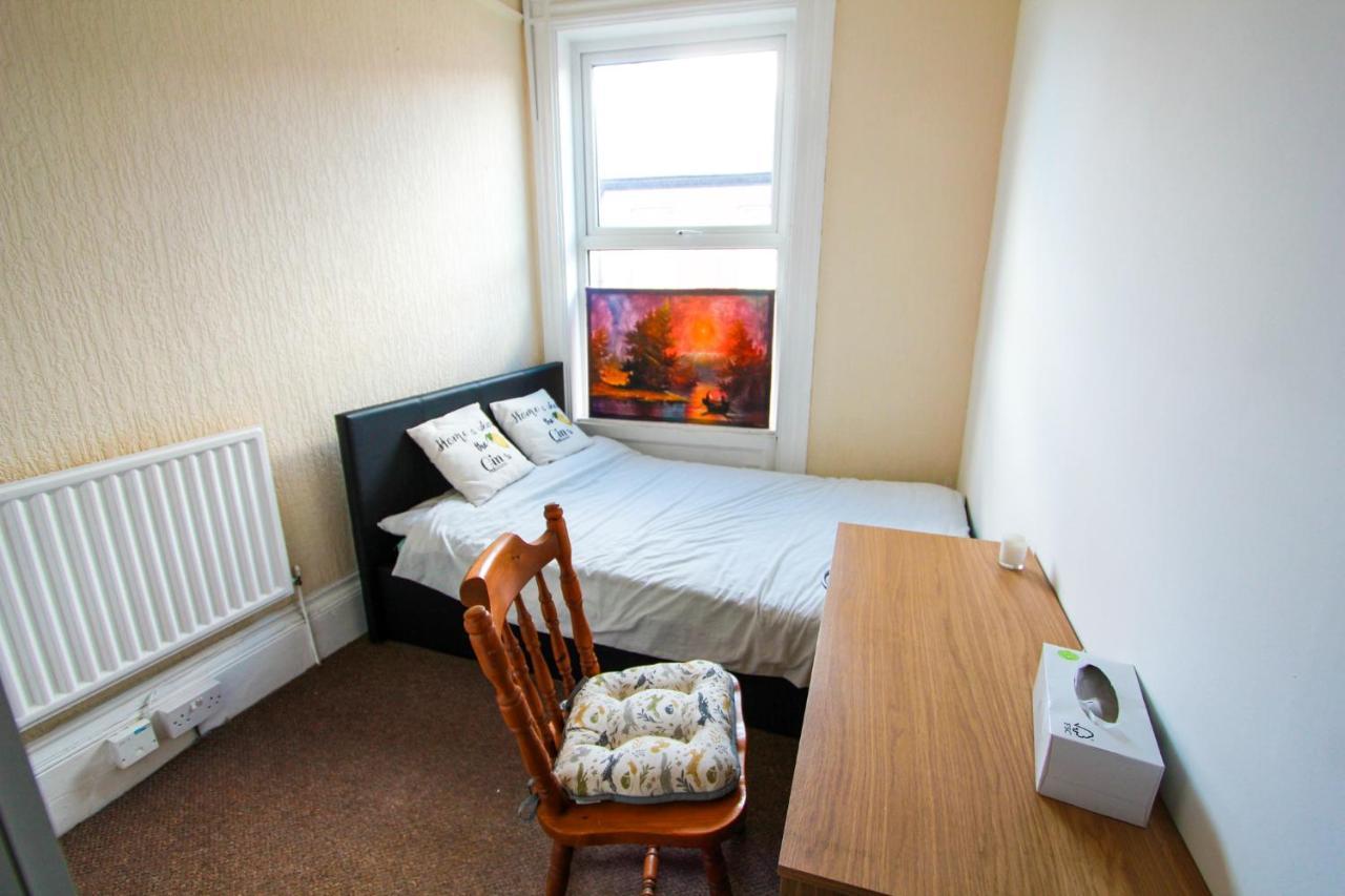 Central Bolton Accommodation Esterno foto