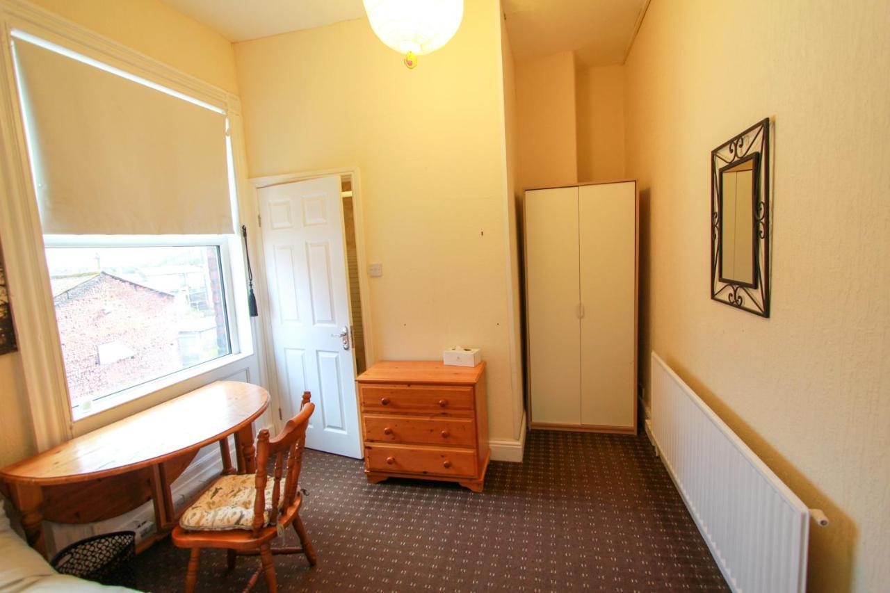Central Bolton Accommodation Esterno foto
