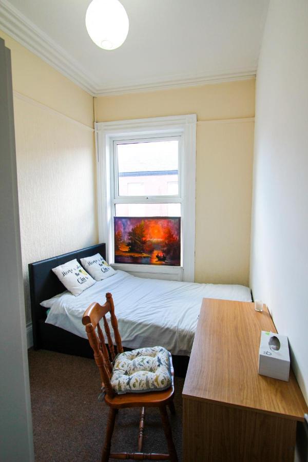 Central Bolton Accommodation Esterno foto