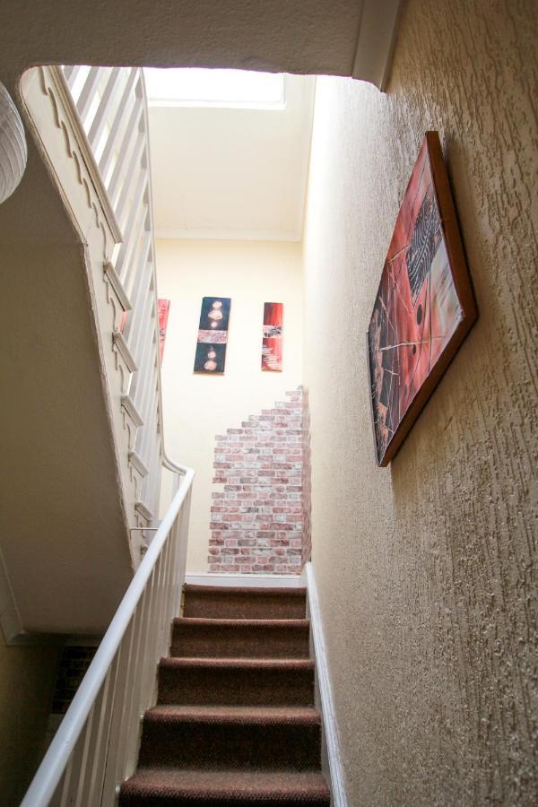 Central Bolton Accommodation Esterno foto