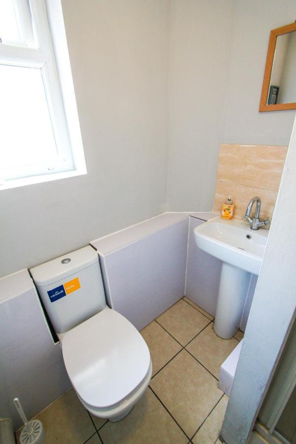 Central Bolton Accommodation Esterno foto